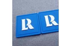 China Custom Rubber Logo Patches silicone badge for garment supplier