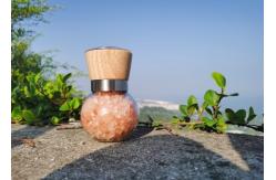 China Adjustable Grinding Head for Salt & Pepper, 80ml Transparent Glass Condiment Bottle Included supplier