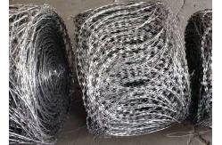 China 5 Clips Bto 22 Flat Wrap Razor Wire For Crowded Areas supplier