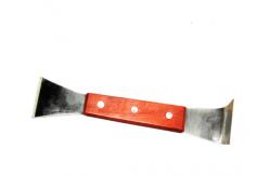 China Beekeeping Tool Stainless Steel Hive Tool Scraper With Wooden Handle For Beekeeping supplier
