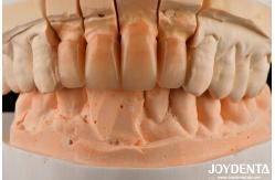 China Polished Layered Zirconia White And Durable For Perfect Surface Finish supplier