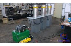China Custom Manual Hydraulic Security Bollards , Stainless Steel Automatic Road Blocker supplier