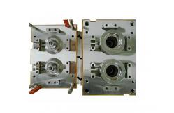 China Runner System Precision Injection Molding Maker Three Plate For Automotive Interior supplier
