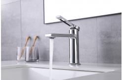 China Sanitary Ware Hot And Cold Basin Mixer Shiny Chrome Brass Finish supplier