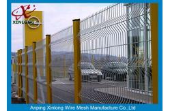 China Dark Green Welded Wire Mesh Fencing Panels , Wire Panel Fence Peach Shape Post supplier