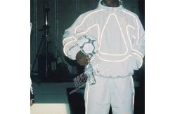 China Oversized 3m Reflective Nylon Windbreaker Tracksuit Streetwear Jacket And Jogger Set supplier