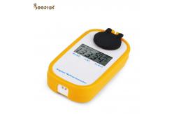 China Yellow Plastic Honey Measuring equipment Digital Honey refractometer supplier