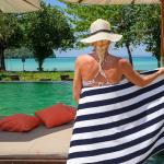 Skin Friendly Custom Beach Towels Cotton Beach Blanket 30*70 Inch for sale