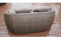 China 4pcs poly rattan pool furntiure supplier