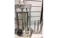 China Durable Manual Sausage Stuffer Filling Machine With Safe Adn Sanitary Structure supplier