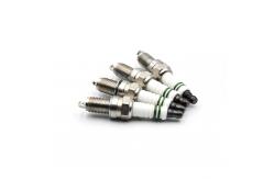 China Auto Spark Plugs Replacement for 3481 DCPR6E supplier