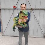 Life Size Realistic Dinosaur Puppet , Jurassic Park Velociraptor Hand Puppet for sale