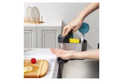 China Stainless Steel Kitchen Sink Organiser Rack With Fluid Pump And Sponge Holder supplier