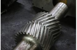 China 10 Module Gear Milling Herringbone Gears Shaft With Induction Hardening supplier