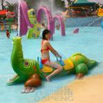 FRP Crocodile Spray Animals Water Spray Games With Seat In The Water Park for sale
