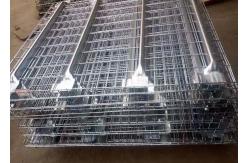 China Strong Structural Box Beam Heavy Duty Pallet Racking With Wire Mesh Decking supplier