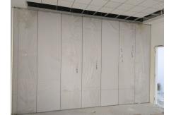 China Acoustic Operable Movable Walls Sliding Folding Room Divider Partitions For Auditorium supplier
