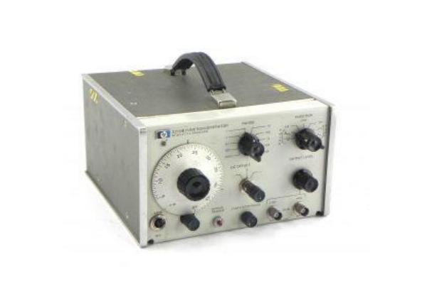 Solid State RF Signal Generator 100 KHz To 150MHz