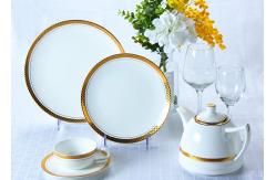China OEM ODM 8.25 Inch Ceramic White Plates With Gold Trim supplier