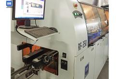 China SMT Soldering Machine PCB Wave Solder Lead Free 3 Preheating Zones supplier