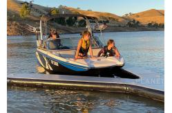 China Outdoor PVC Inflatable Pontoon Dock Heavy Duty Floating Platform supplier