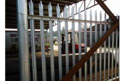 China D Section Security Palisade Fencing 1.5m Square Post supplier