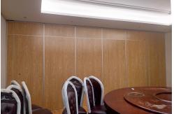 China Sound Insulation Hotel Sliding Partition Walls Floor To Ceiling Aluminium System supplier