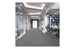 China Striped Commercial Modular Carpet 50x50cm PP Tiles With Bitumen Backing supplier