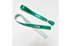 China Festival Concert Promotion Events Woven Cloth Wristbands with Acceptable OEM and Various Designs supplier