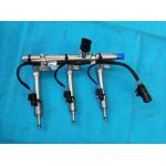 Geely Binyue's silver oil rail injector with 200bar high-pressure mid-direct injection technology for sale