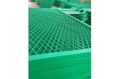 China Plastic Sprayed Green Expanded Wire Mesh Diamond Shaped 20x40mm supplier