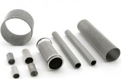 China Cylindrical Metal Sintering Wedge Wire Strainer Filtration To Purify Sieve Residue supplier