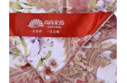 China Antibacterial 220x240cm 80% White Goose Down Duvet supplier