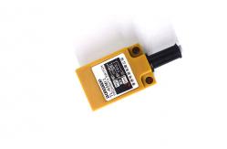 China PNP Inductive Proximity Switch , Miniature Inductive Proximity Sensor supplier