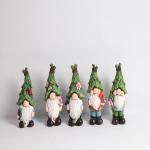 Fade Resistant Polyresin Garden Ornaments Lightweight Gnome Resin Home Decor for sale