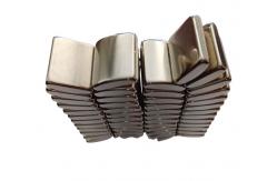 China Motor Rotor N52 Arc Neodymium Magnets W15mmxL30mmxH8mm For Electricity Supply supplier