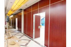 China Movable Sound Proof Folding Partition Wall 65 Mm Thickness Melamine Finishing supplier