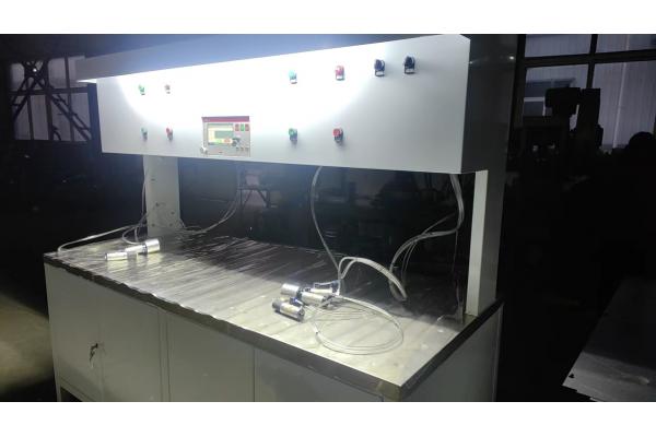 Advanced 220AV Power Supply Air Tightness Testing Machine For Condenser Radiator