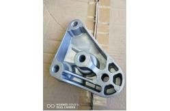 China Left Suspension Stabilizer Bar Bracket Precision Casting Machining For Geely Geometry A supplier
