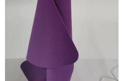 China Dots Shape Rubber Material Gym Yoga Mats , Anti Slip Exercise Mat supplier