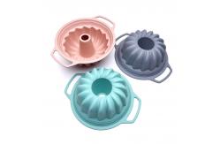 China Anti Scalding Handle Flower Design Silicone Cake Pan supplier