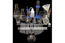 China Acidic Materials Lab Glass Bottles , Science Lab Glasses Low Thermal Conductivity supplier