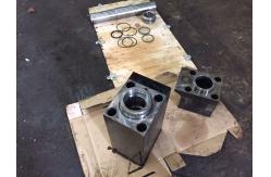 China Durable Material Cylinder Hydraulic Breaker Hammer For Backhoe Loader and Excavator supplier