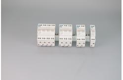 China Mcb 2P 4P Sontuoec 63A Manual 2 Ways Changeover Switch supplier