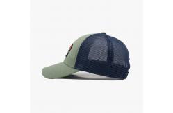China Fashion Cotton And Polyester Mesh 6 Panel Trucker Cap Embroidered Logo supplier