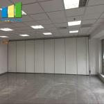 Malaysia Aluminum Folding Partition Wall Movable Acoustic Partition Door For Meeting Room for sale