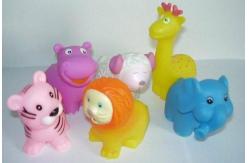 China Floating Squeezing Animal Rubber Bath Toys Safe Vinyl With Customized Logo supplier
