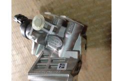 China High Efficiency DEUTZ Engine Parts Control Block Fuel Pressure Regulator 02113830 supplier