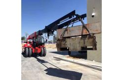 China Rigid Suspension Telescopic Handler Forklift Energy Saving Telescopic Crane Loader supplier
