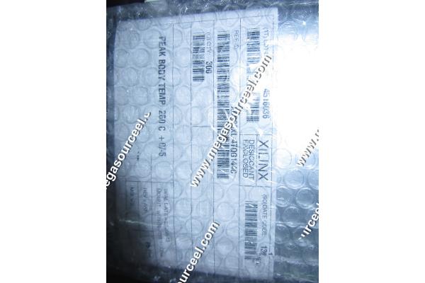 Programmable IC Chip XC2S100-5FGG256C - xilinx - Spartan-II FPGA Family